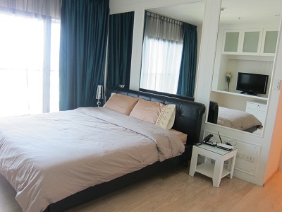Connect to BTS Thonglor, Great location and modern style for 2 bed+2 bath, 82 sq.m.