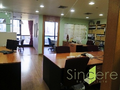 Office for sale 300 m. from BTS Phayathai
