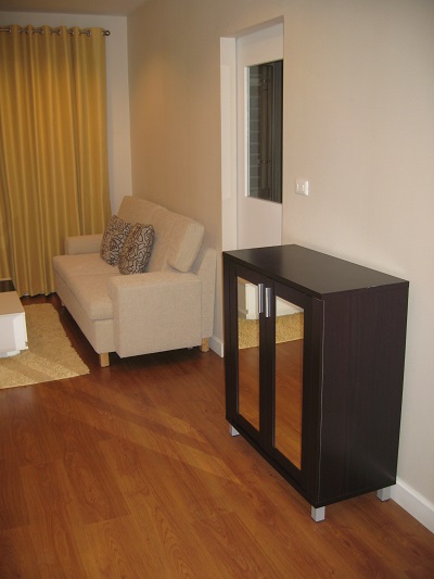 Condo for Rent! Sukhumvit 26 ! 1 Bedrooms !! fully-furnished  <br />
High Floor  BTS Prompong