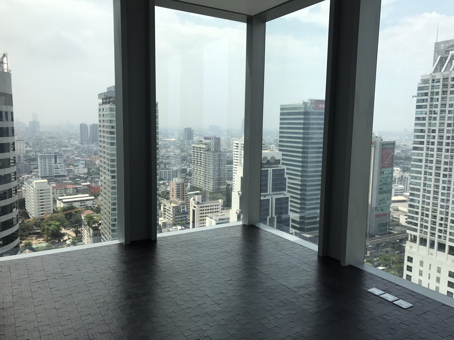 Super luxury condo for sale in Bangkok, Ritz Carlton Residence 2 bedroom 156 sq.m. Nice view, Fully fitted, Near Chongnonsee BTS