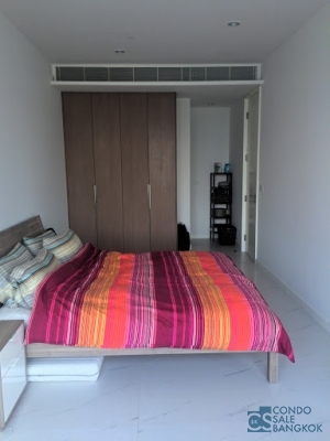 For rent!! 185 Rajadamri 1 bedroom 78  sqm.