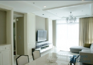 Athenee Residence condo for rent, 2 Bedroom 133 sqm. Just 3 minutes walk to BTS Ploenchit.