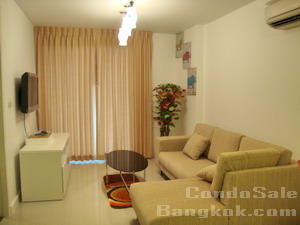 condo for sale in The Clover Thonglor 1 bedroom 44.90 sq.m. Fully furnished with kitchen, fridge, <br />
washing machine LCD TV, bathtub