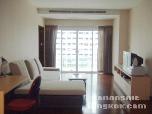 Condo for sale in Thonglor area of Bangkok 78.50 sq.m. 1 big bedroom fully furnished