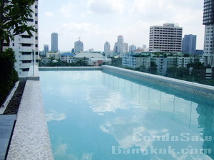 Brand New 39 by Sansiri  condo for sale on Sukhumvit 39 in Bangkok  Just opposite to Emporium and a few steps to Prompong BTS.
