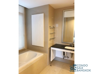 Condo for sale, Hampton Thonglor 10, 4 bedrooms + maids room, 232 sq.m. Near Thonglor BTS.