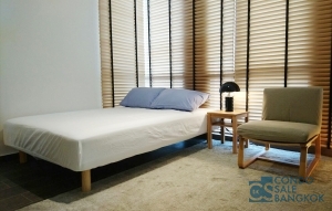 Condo for sale, The Lofts Ekkamai, 2 bedrooms 60 sq.m. Walking distance to BTS.