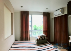 Condo for sale at Sukhumvit 42, Fully furnished 45 sq.m. 1 bedroom, Only 5 minutes walk to BTS Ekamai.