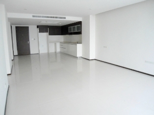 BEST DEAL IN SATHORN! 116.44 sq.m. 2 bedrooms spacious living area. Panoramic view. Near BTS