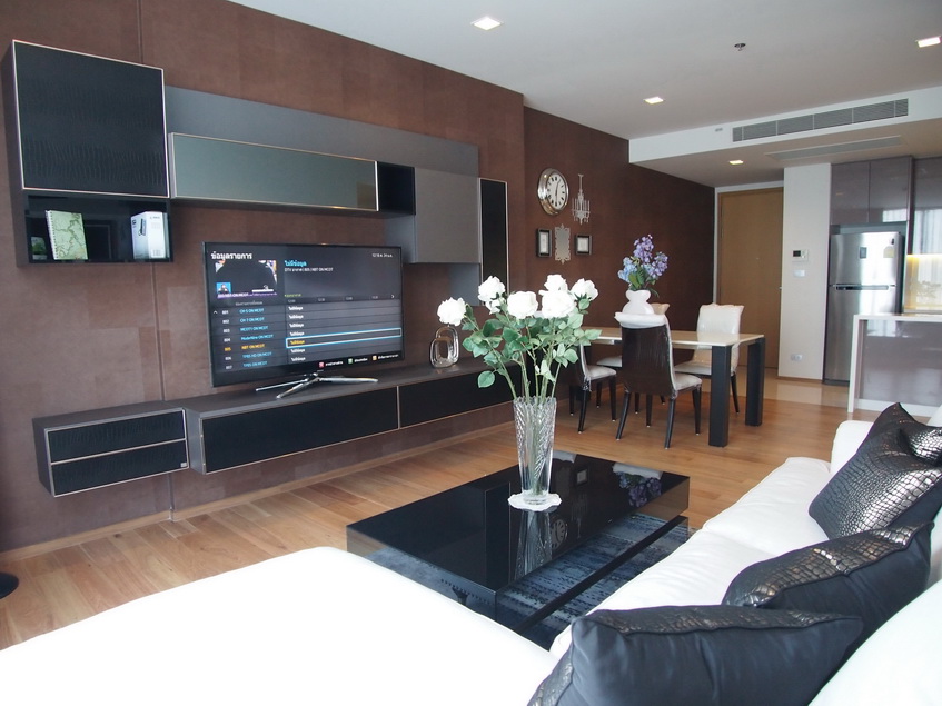 Brand new Condo! : 2bed/2bath , FULLY LUXURY 1st class furnished, Corner room 85 sq.m.,Pararomic view.