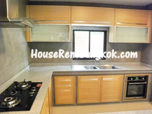 New house for SALE on Ratchada-Viphavadi roads, with garden & pool, 400 Sqm., 2 floors, 3 bedrooms, modern style, furnished.