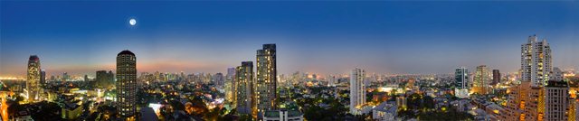 Sukhumvit 59. Triplex room located on top of building. 700 sq.m. 6 bedroom , 5 bathroom.Big balcony with 360 panoramic view.