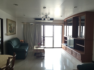 Sukhumvit 59, Walking distance to BTS Thong lor for 3 bedroom with stunning view