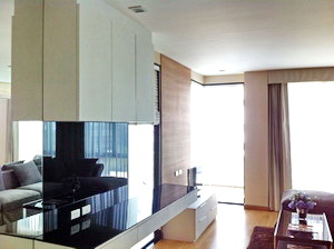 Comfortable 1 bedroom for sale in Bangkok near Ploenchit BTS. 61 sq.m. tastefully furnished as show unit. Clever floor layout bring privacy to residents. Good deal!