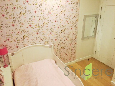 Good location condo for sale in Sukhumvit 23. Nice 3 bedrooms 107 sq.m. fully furnished.