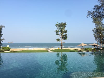 Wan Vayla Huahin, Beachfront condo with Sea view and good qualities. 82 sq.m. for 2 bedrooms with 2 bathrooms,