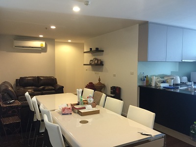 Keen to sell!! Condo in Sukhumvit 15 for 3 bedrooms 147 sq.m. very high floor with Unblock View.