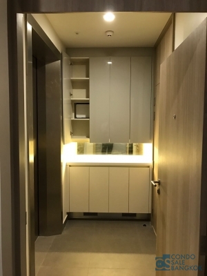 Noble Ploenchit con do for rent, 1 BR 52 sqm. private elevator, City view, Skywalk to Ploenchit BTS.