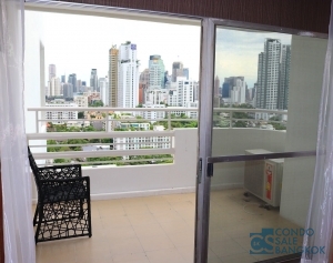 For sale at Sukhumvit 39,  3  bedrooms 236 sq.m.  near BTS Phrom phong.