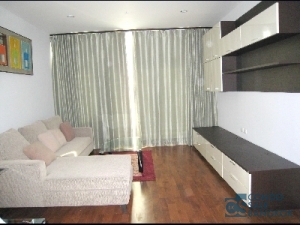 Condo for sale best location at Sukhumvit 24, 2 bedrooms 87 sq.m. Within 5 minutes walk to BTS Promphong Station.