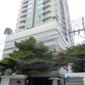 Sale with tenants in peaceful space surrounded with nice restaurants at Sukhumvit 31, 1 BR 58 sq.m.