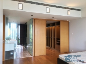 Condo for sale/rent at Sathon Tai, 3 bedrooms 192 sq.m. walk to Chong Nonsi BTS.