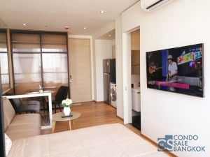 Condo for rent at Sukhumvit 24, 1 bedroom 28.5 sq.m. Walking distance to Phrom Phong BTS.