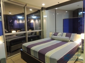 Condo for rent at Skywalk Sukhumvit, 1 bedroom 52 sq.m. Just a few steps to Phra Khanong BTS.