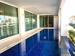 Penthouse condo for sale in Sukhumvit 31, 3 bedrooms, 4 bathrooms, 1 maid's room 400.63 Sq.m. with private pool And private elevators - Pet Friendly.