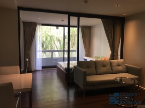 Sell with Tenants at Formosa Ladprao 7, One bed room 41 sqm. Walk to BIG C & Home Pro, in between MRT Phahon Yothin.<br />
