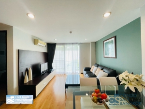 Hot Price ! Sukhumvit 39, 1 bed 45 sq.m fully furnished with big balcony. only 850 m. to BTS Phromprong + Emporium.