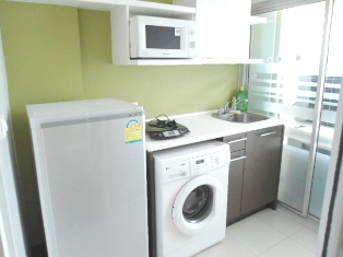 Fully furnished 2 bedrooms size 58.30 sq.m. at The Room Sukhumvit 79 for sale. Close to On-Nut BTS & Shopping centers.