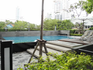 Condo for sale in Bangkok Sukhumvit 26. Low rise style 78 sq.m. 2 bedrooms on the ground floor. Home style. Unique.