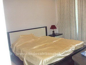 Luxurious condo for sale in Bangkok. 2 bedrooms 88.5 sq.m. Walk to Chidlom BTS