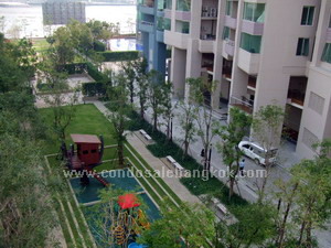 River Front Watermark Condo for sale in Bangkok. 240 sq.m. 3 bedrooms Unfurnished. Stunt River View