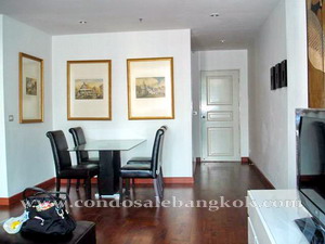 New Condo for sale in Sukhumvit 19. 2 bedrooms Total 105 sq.m. fully furnished. Walk to Asok BTS. Very convenient location. Easy access both driving and walking. Shops, restuarants, supermarkets are arounds in walking distance.