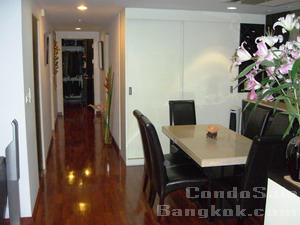 Condo for sale in Bangkok. Nicely fitted. Peaceful and greeery view. Spacious 2 bedrooms 2 bathrooms 145 sq.m. Easy access to expressway, supermarket, Sathorn, etc.