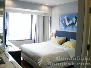Condo for sale in Bangkok close to Lumpini MRT. Brand new 83 sq.m. 2 bedroom fully furnished. Nice view of the city
