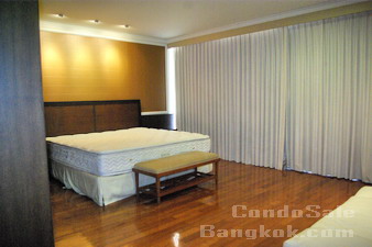 Beautiful 3 bedrooms condo for sale on Sathorn Yen Arkard. Must see. Fully furnished. Nice view.