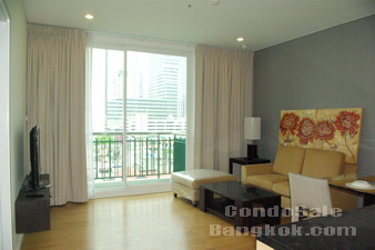 Brand new fully furnished 1 bedroom for sale on Sukhumvit 23. Good location. Nice building with new concept of air ventilation.
