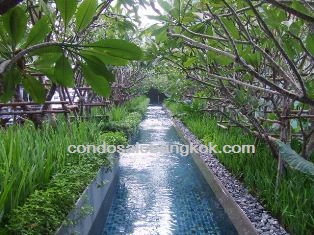 Condo for sale in Bangkok Sathorn area Modern style building Nicely furnished 3 bedrooms 197 sq.m. at 